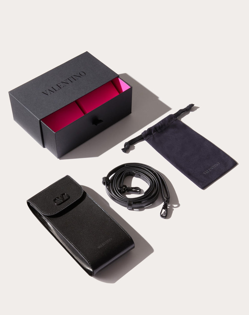 V - DUE - Black