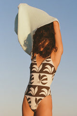 IRIS PALM ONE PIECE