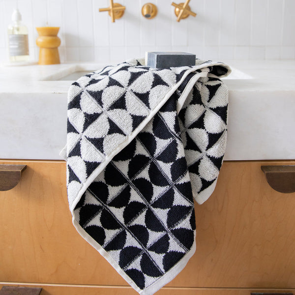 Harper Hand Towel - Meteorite (Black/White)